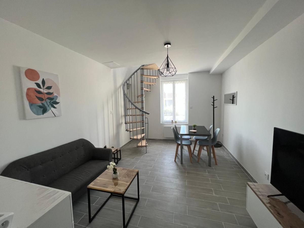 180B - Duplex T2 Tout Confort - Wifi Netflix Le Gond-Pontouvre Eksteriør billede